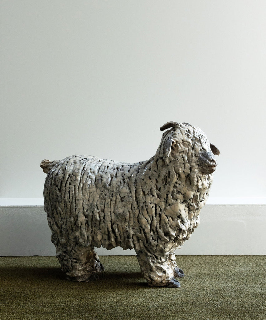 ZEBRES Sculpture Chèvre, Céramique, Cuisson Raku, 56 x 73 x 32 cm, 2024 - Joanna Hair