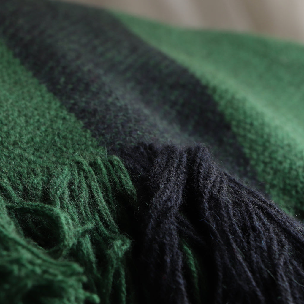 Bicolour blanket green and midnight blue Otherways ZEBRES