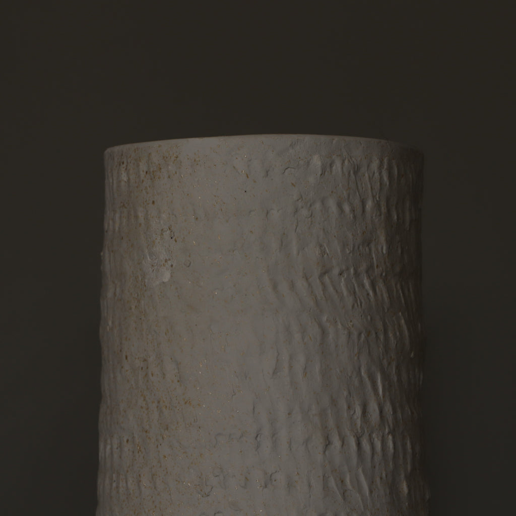 « Souche », stèle en porcelaine - Isabelle Roux - ZEBRES