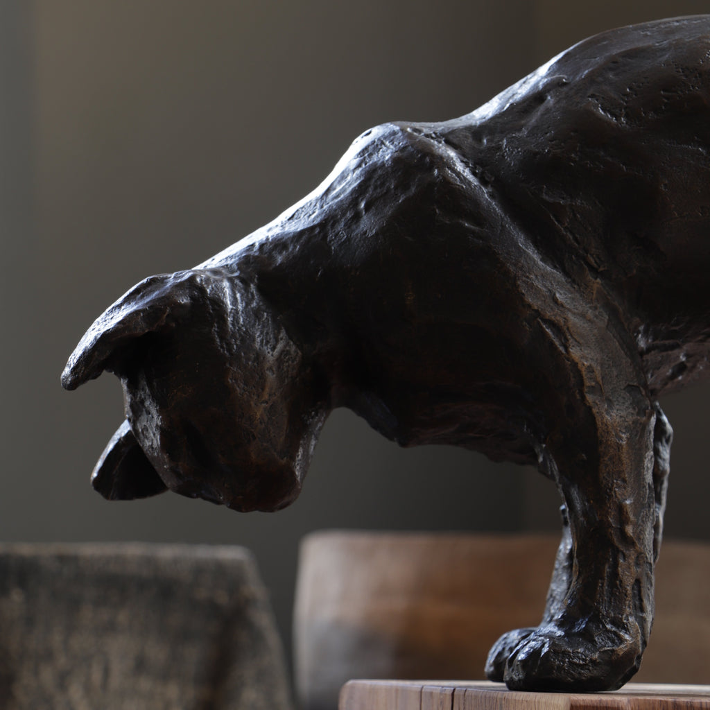 « Tournelune », chat en bronze - Joanna Hair - ZEBRES